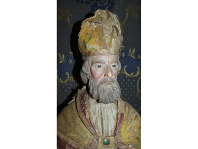 Statue religieuse en bois polychrome et toile empesée