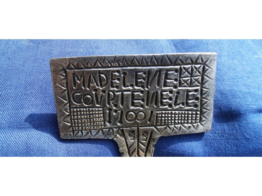 Moule À Gaufres En Forme De Cœur Avec Revêtement Anti-Adhésif Noir Moule À Gaufres En Forme De Cœur Avec Revêtement Anti-Adhésif Noir